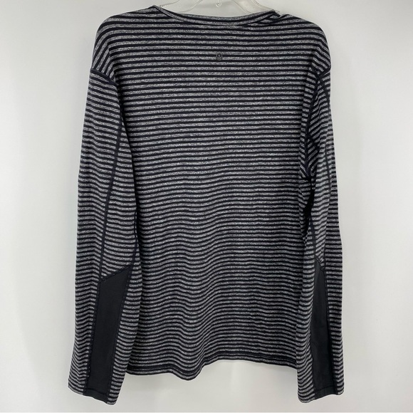 Lululemon Men Small Speed Long Sleeve Stripe Black Gray V Neck Run Shirt Soft H - Picture 4 of 6